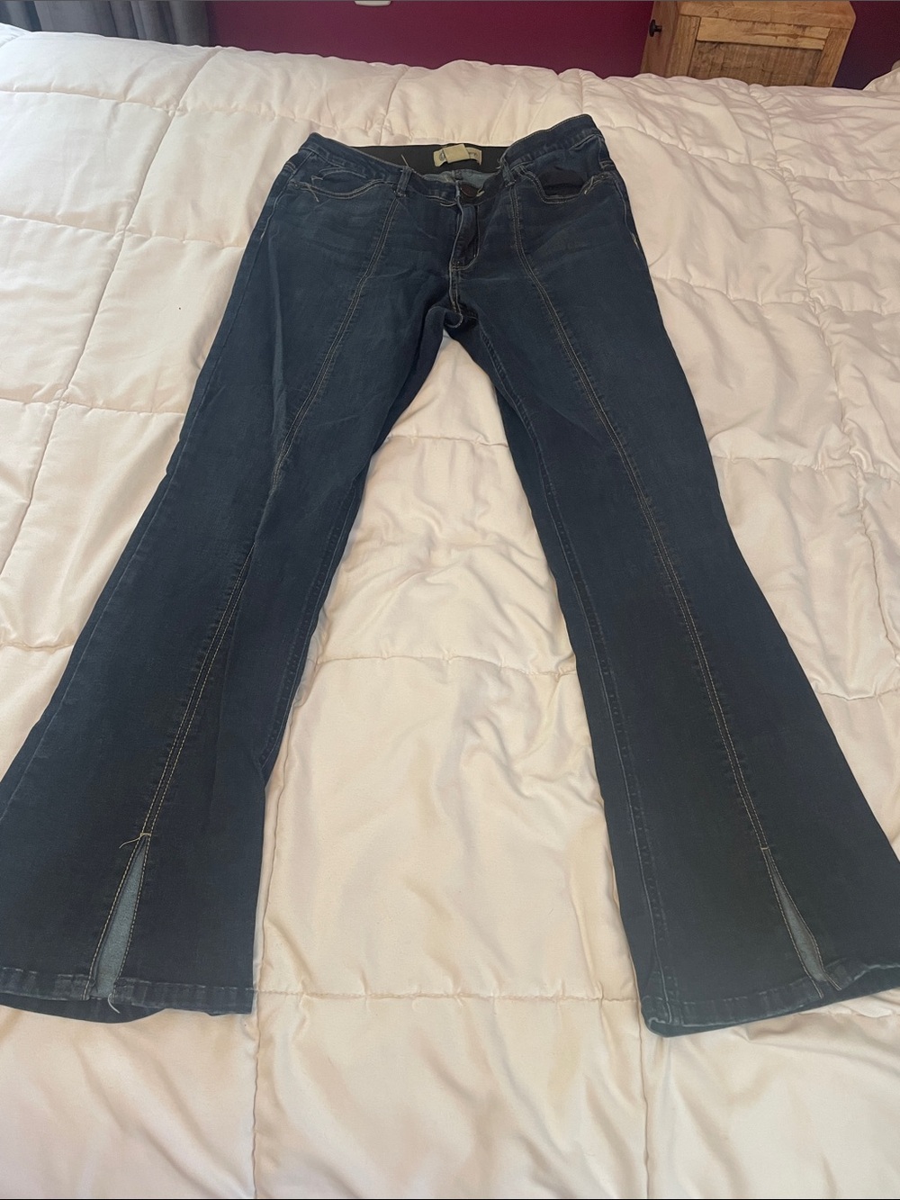 Democracy Dark Blue Flare Jeans with Front Slit 12 stretchy mint